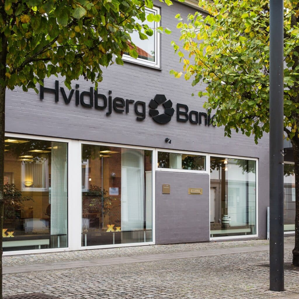 Hvidbjerg Bank_Struer_facade